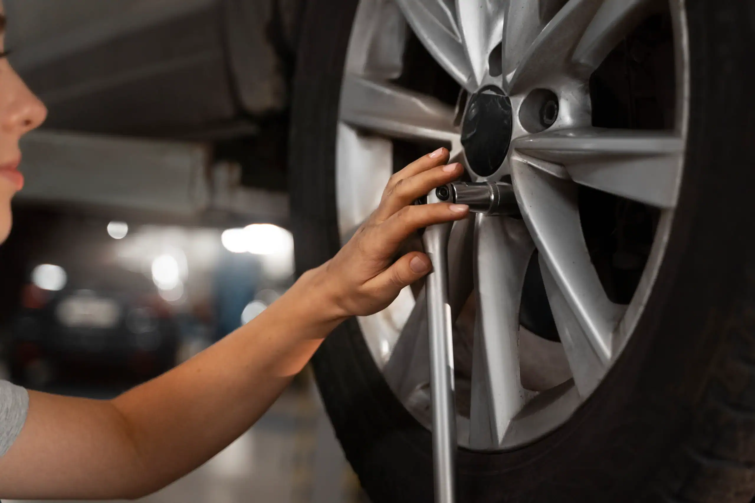 How to Choose the Right Spare Wheel for Your Tesla 